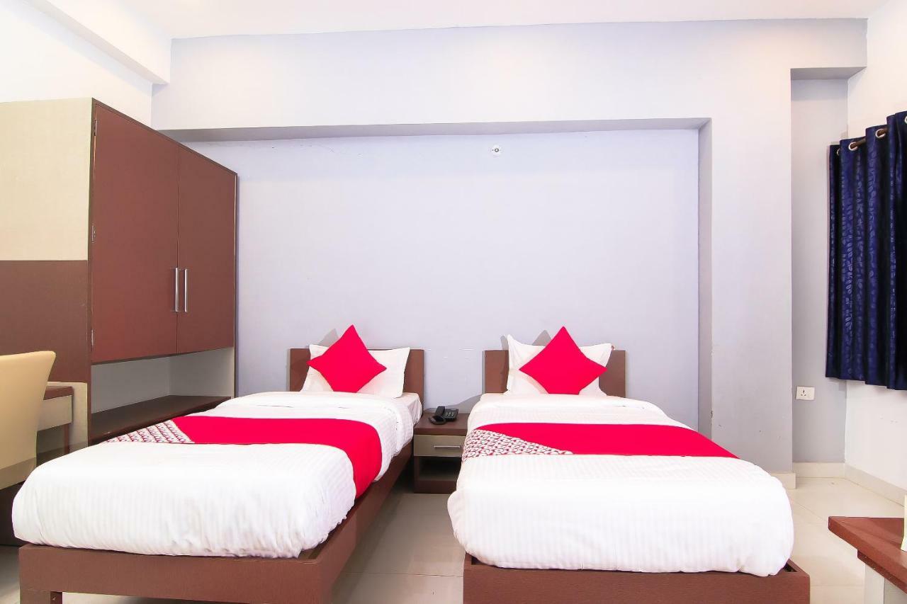 Maple Delite Hotel Lucknow Exterior photo